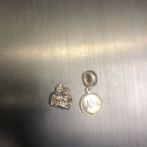 Pandora Husband and wife charm and MRS ❤️ charm